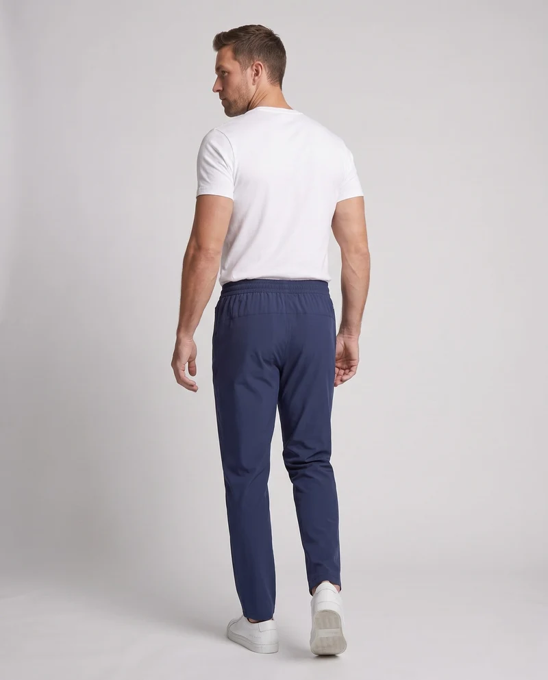 Herren leichte technische Jogginghose mit elastischem Kordelzugbund, Reißverschlusstaschen und geradem Bein Nord Taschen