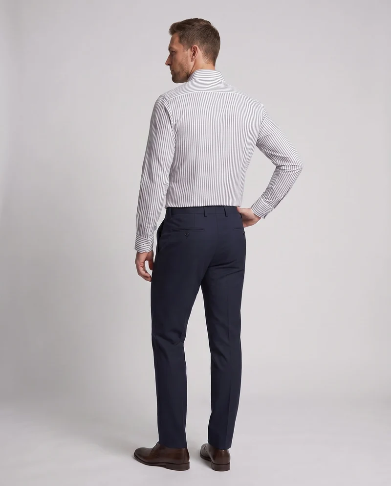 Herren Klassisches Langarmhemd mit feinen Streifen Nord Taschen