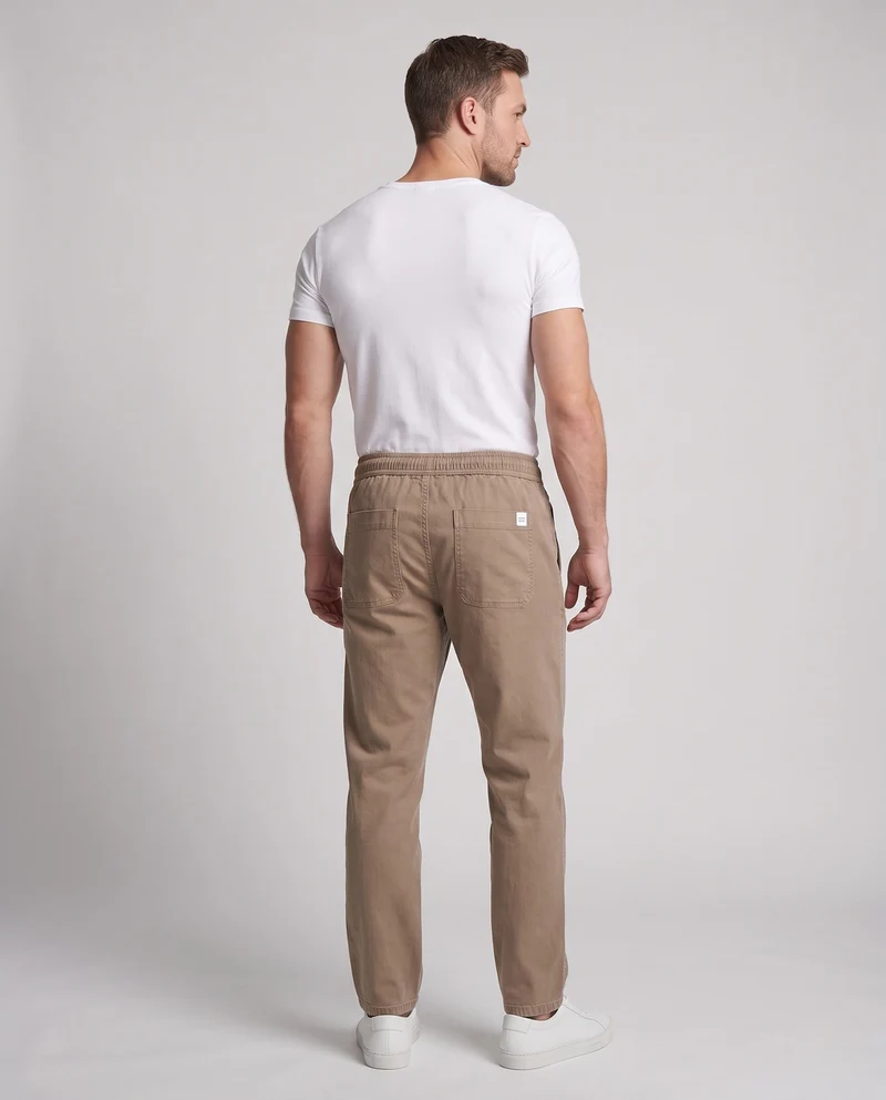 Bequeme Sweatpants für Herren mit elastischem Bund und praktischen Seitentaschen Nord Taschen