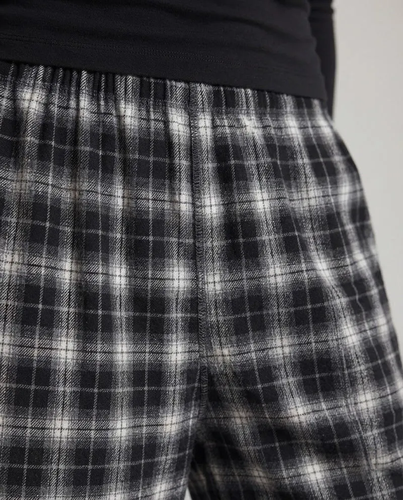 Damenmode Karottenhose mit kariertem Muster Nord Taschen