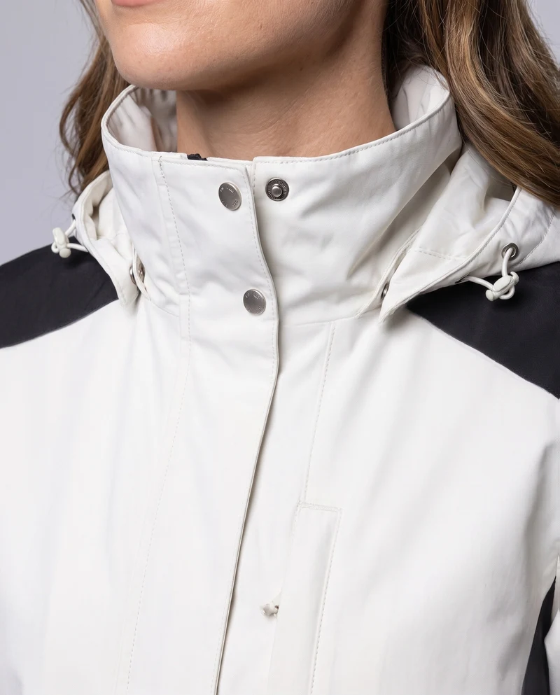 Damen Leichte Wasserdichte Outdoorjacke mit Kapuze Atmungsaktive Membran und Versteckten Reißverschlüssen Nord Taschen