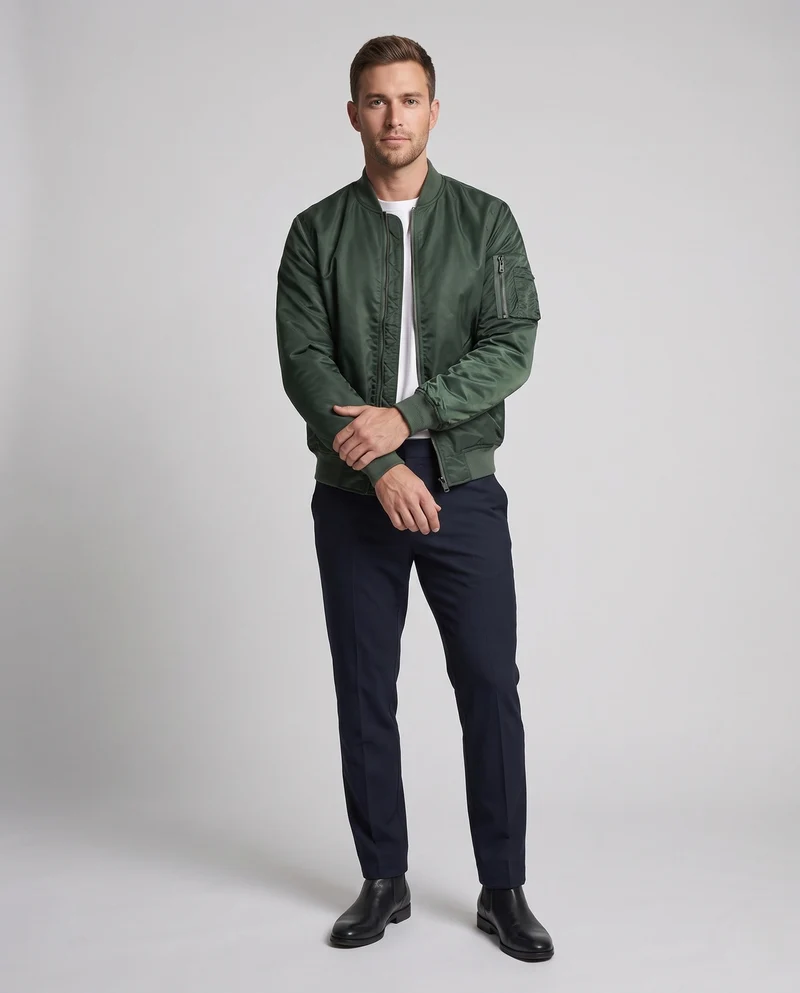Herren Klassische Nylon Bomberjacke im Pilotenstil mit Sleeve Utility Pocket und geripptem Bund Nord Taschen