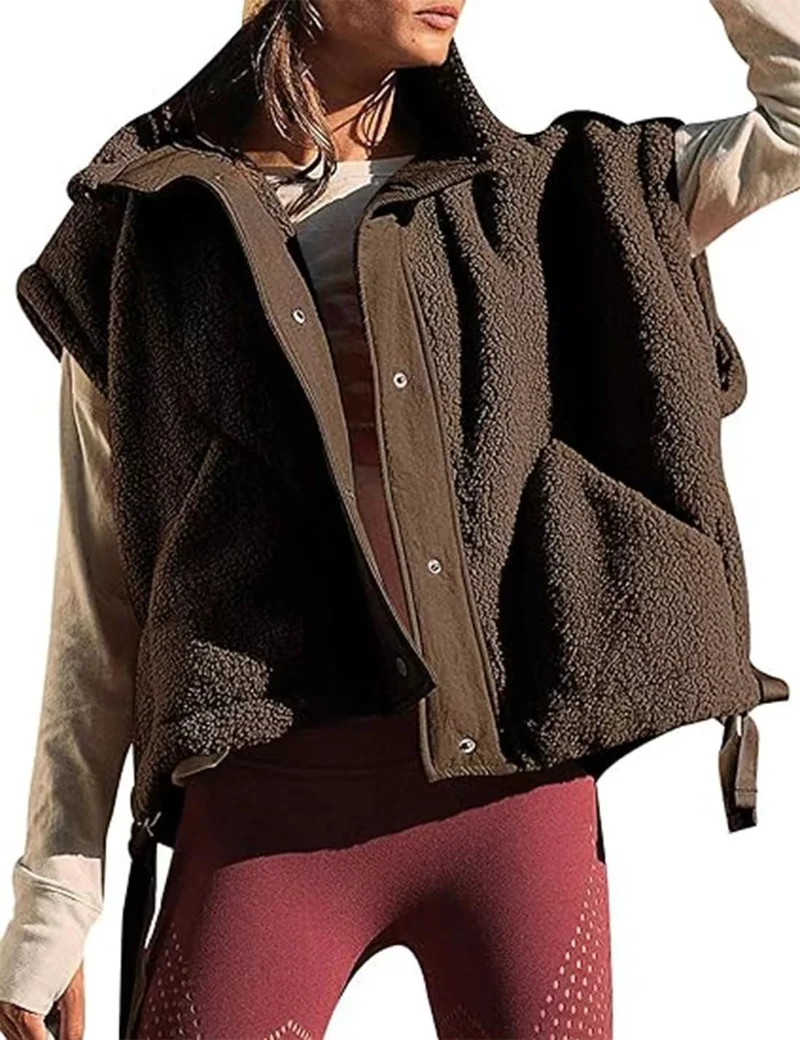 Damen Oversized Teddyweste mit Stehkragen, Druckknopfverschluss und Tunnelzug Nord Taschen