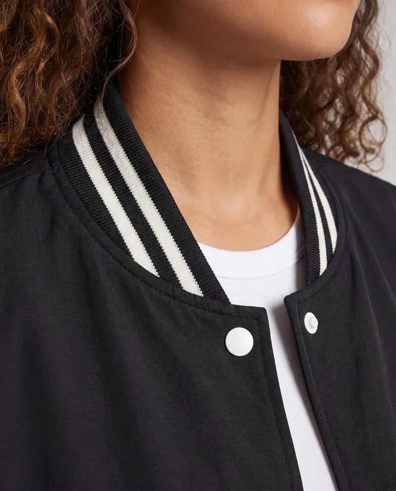 Unisex Stylische Übergroße Collegejacke Nord Taschen