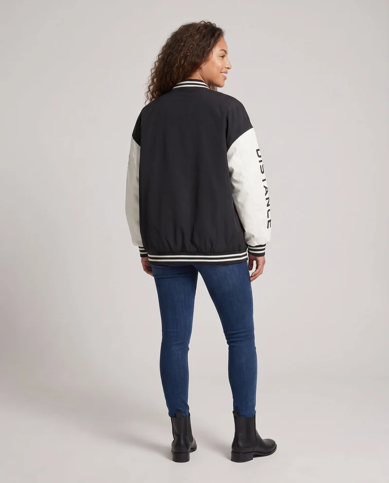 Unisex Stylische Übergroße Collegejacke Nord Taschen