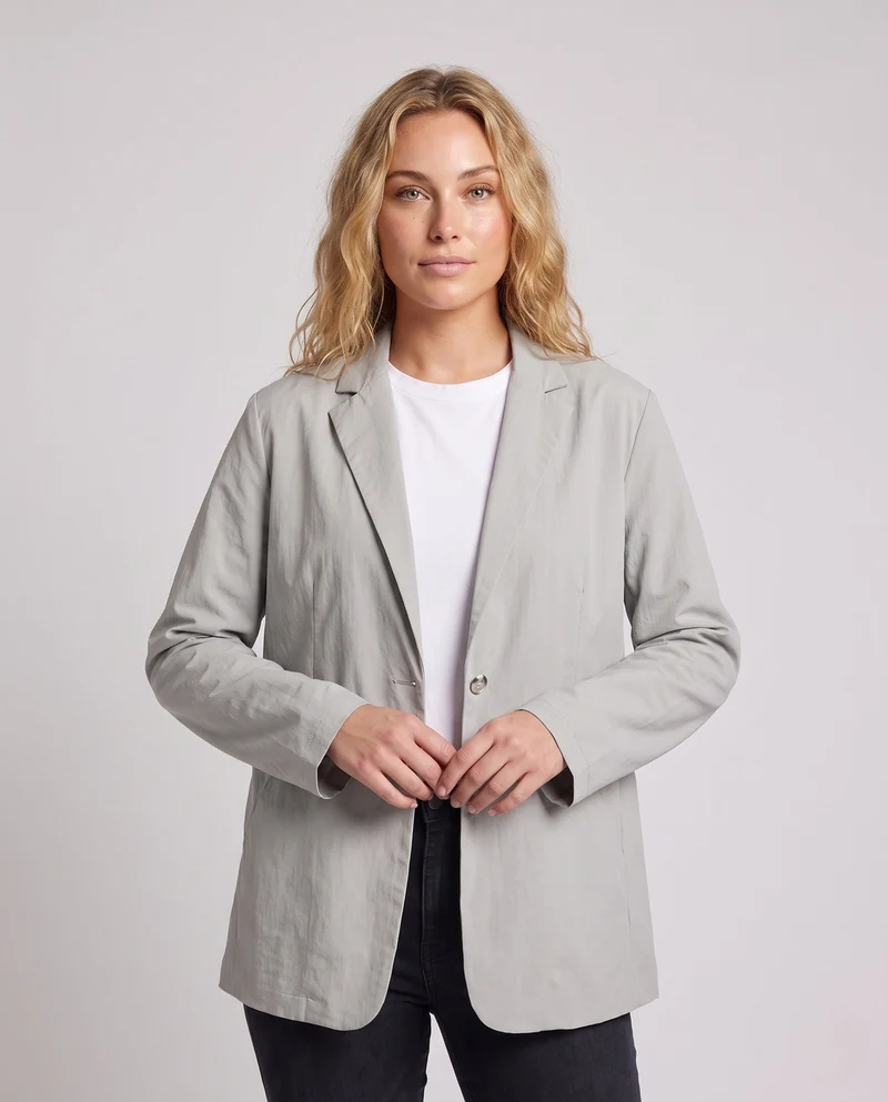 Damen Elegante und bequeme Blazerjacke Nord Taschen
