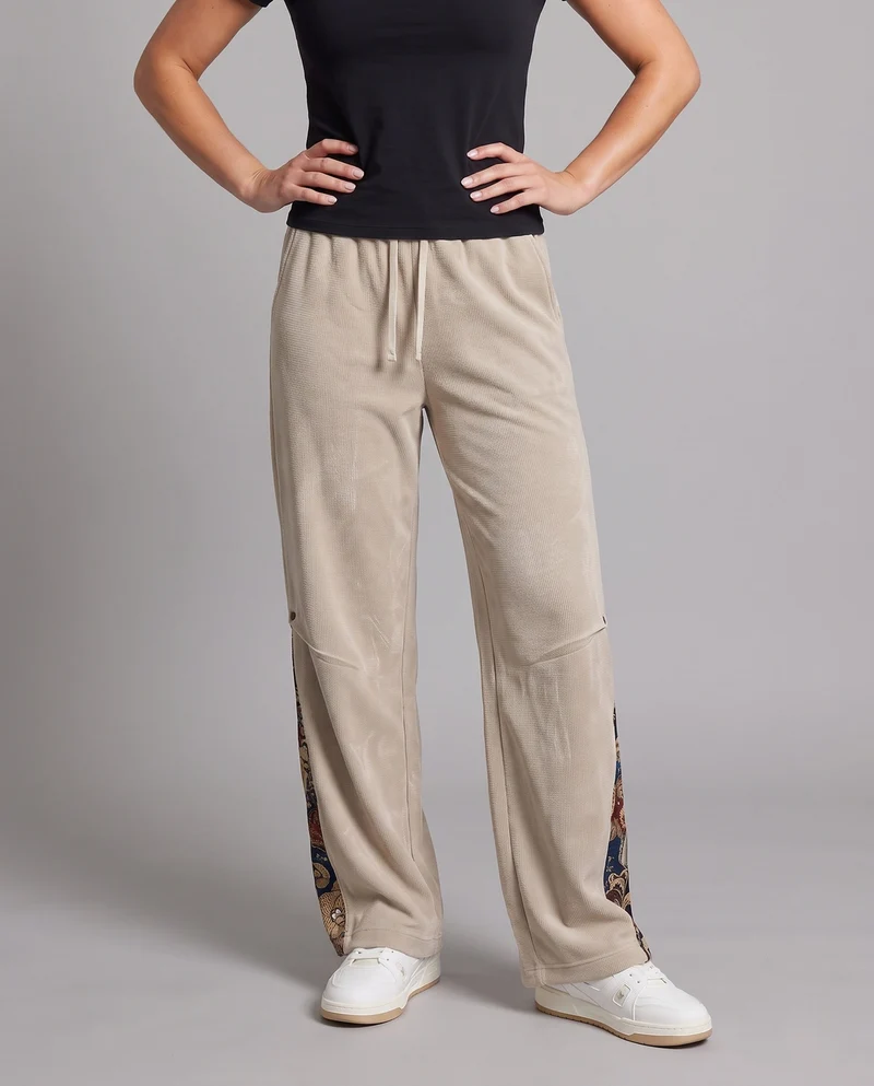 Damen Elegante und bequeme Freizeithose Nord Taschen
