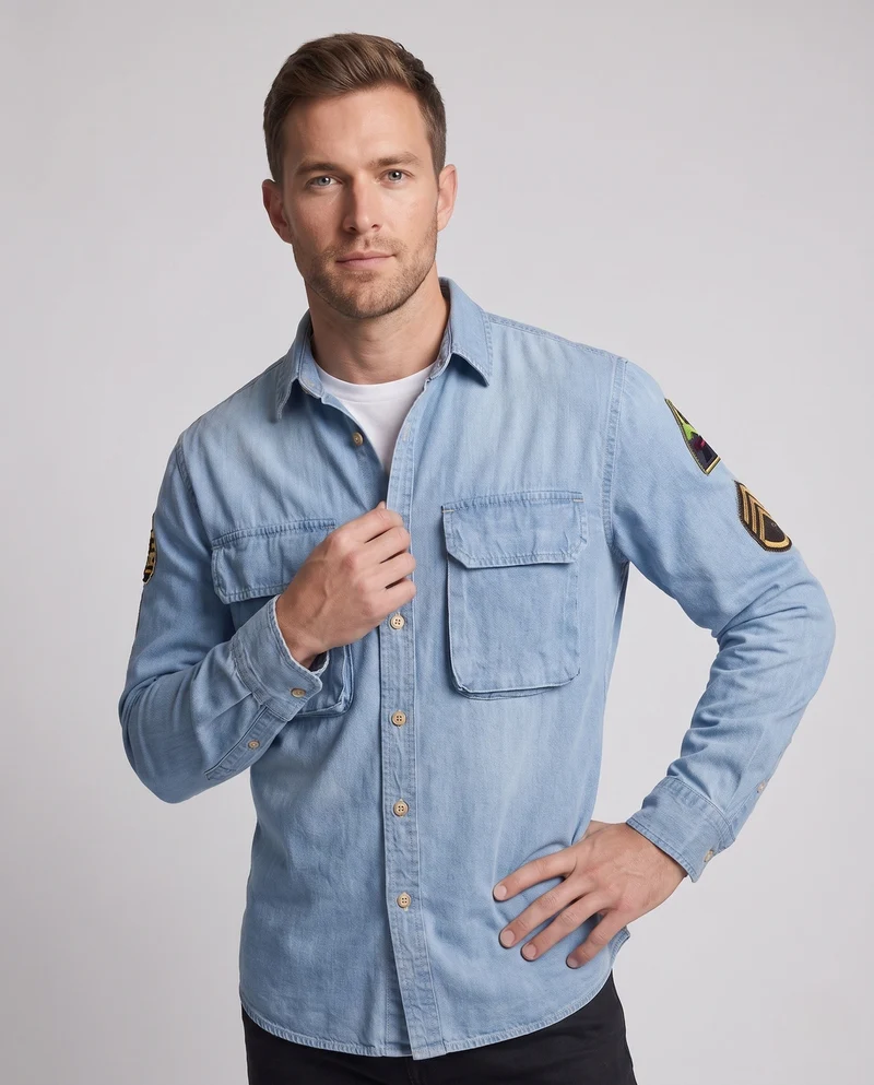 Männer Jeanshemdjacke mit doppelten Brustklappen und Ärmelpatches Nord Taschen