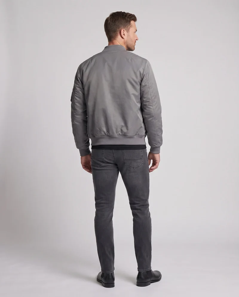 Herren Isolierte MA-1 Bomberjacke im Utility-Look mit Armtasche und Rippbund Nord Taschen