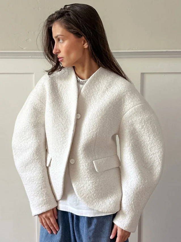 Damen Kurzjacke im Bouclé-Stil mit Oversize-Ärmeln und Pattentaschen Nord Taschen