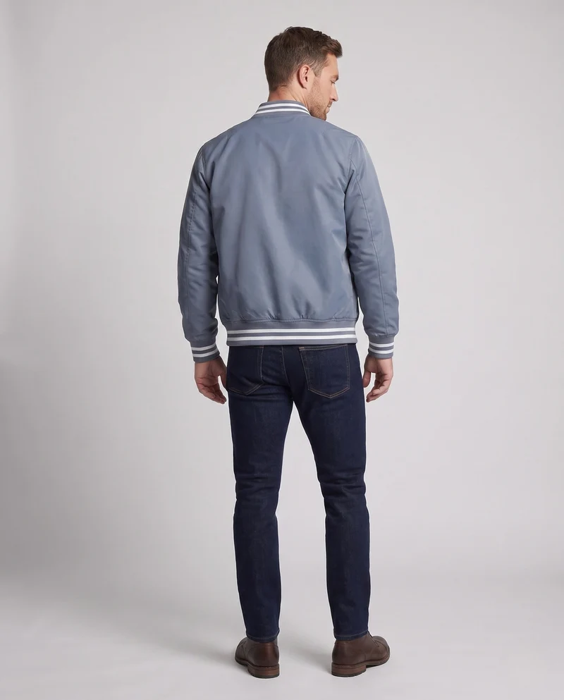 Leichte Nylon Varsity Bomberjacke für Herren mit gestreiften Rippbündchen Nord Taschen