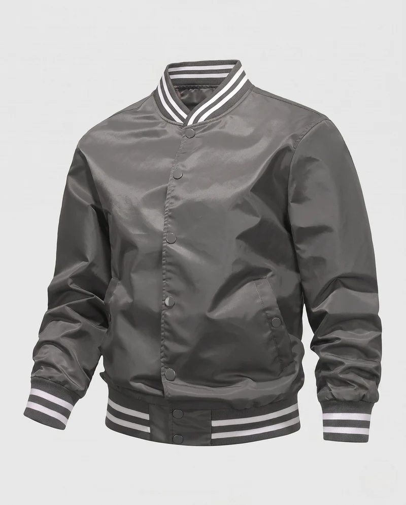 Leichte Nylon Varsity Bomberjacke für Herren mit gestreiften Rippbündchen Nord Taschen