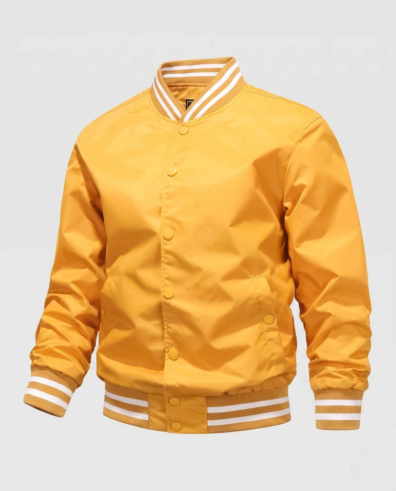 Leichte Nylon Varsity Bomberjacke für Herren mit gestreiften Rippbündchen Nord Taschen