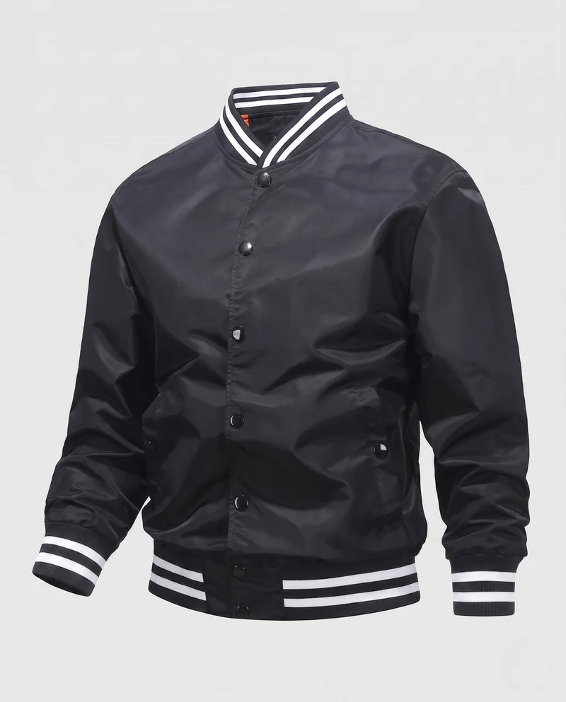 Leichte Nylon Varsity Bomberjacke für Herren mit gestreiften Rippbündchen Nord Taschen