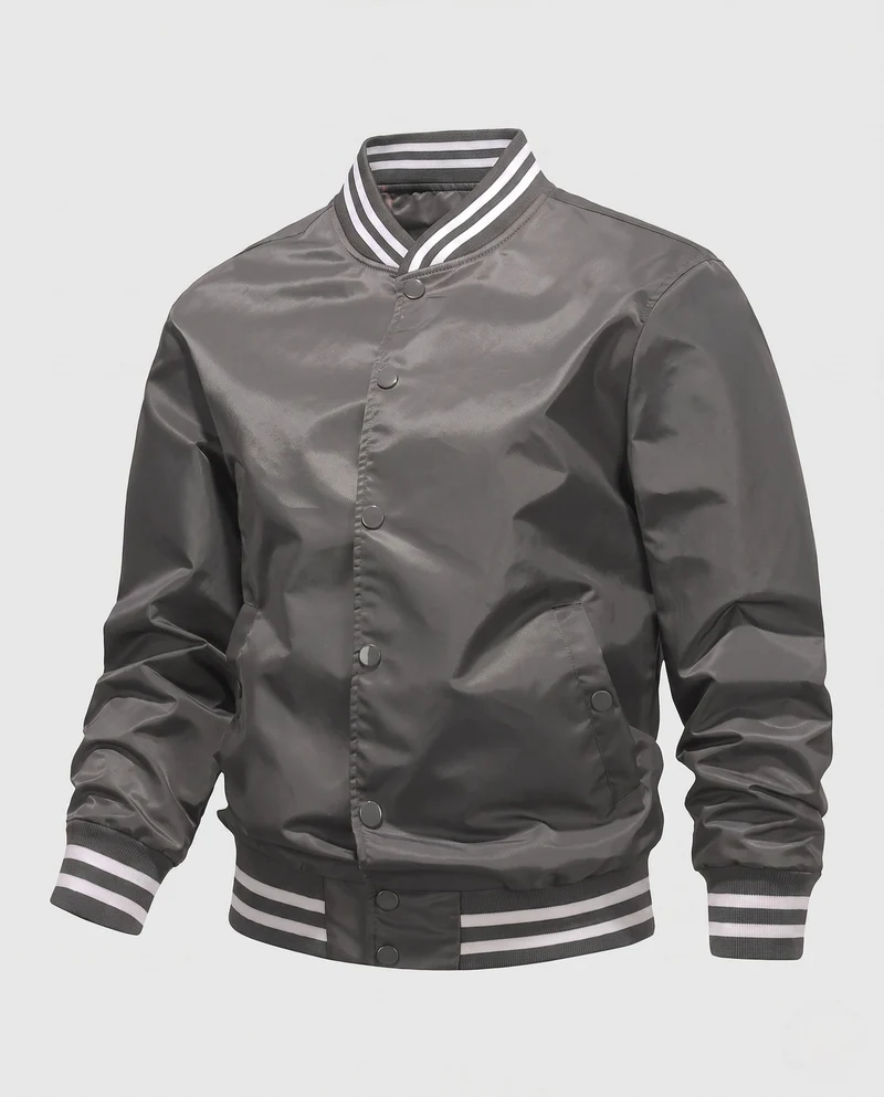 Leichte Nylon Varsity Bomberjacke für Herren mit gestreiften Rippbündchen Nord Taschen