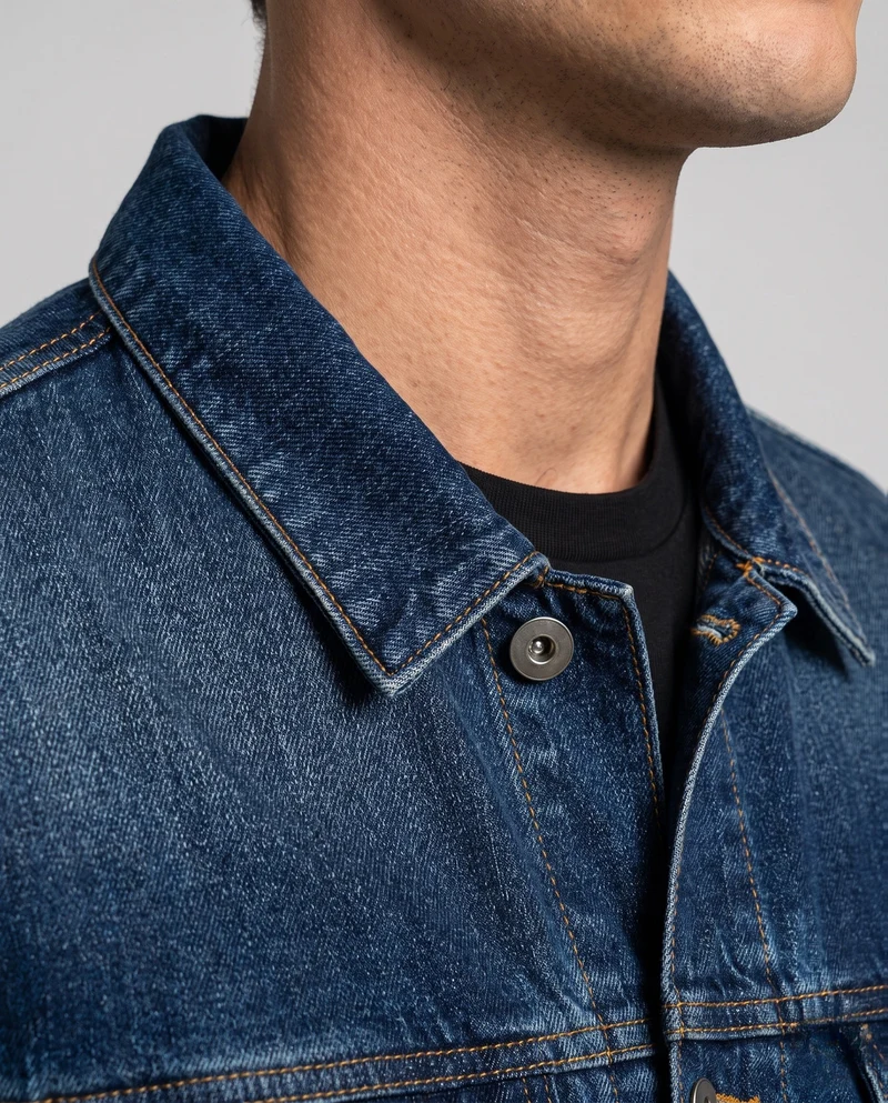 Herren Denimjacke im Trucker-Stil mit kontrastierenden Nähten und Brustklappen Taschen Nord Taschen