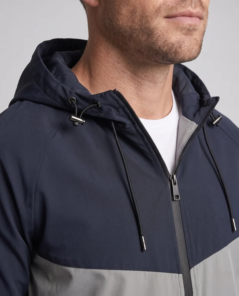 Herren Leichte Funktionsjacke mit Kapuze Nord Taschen