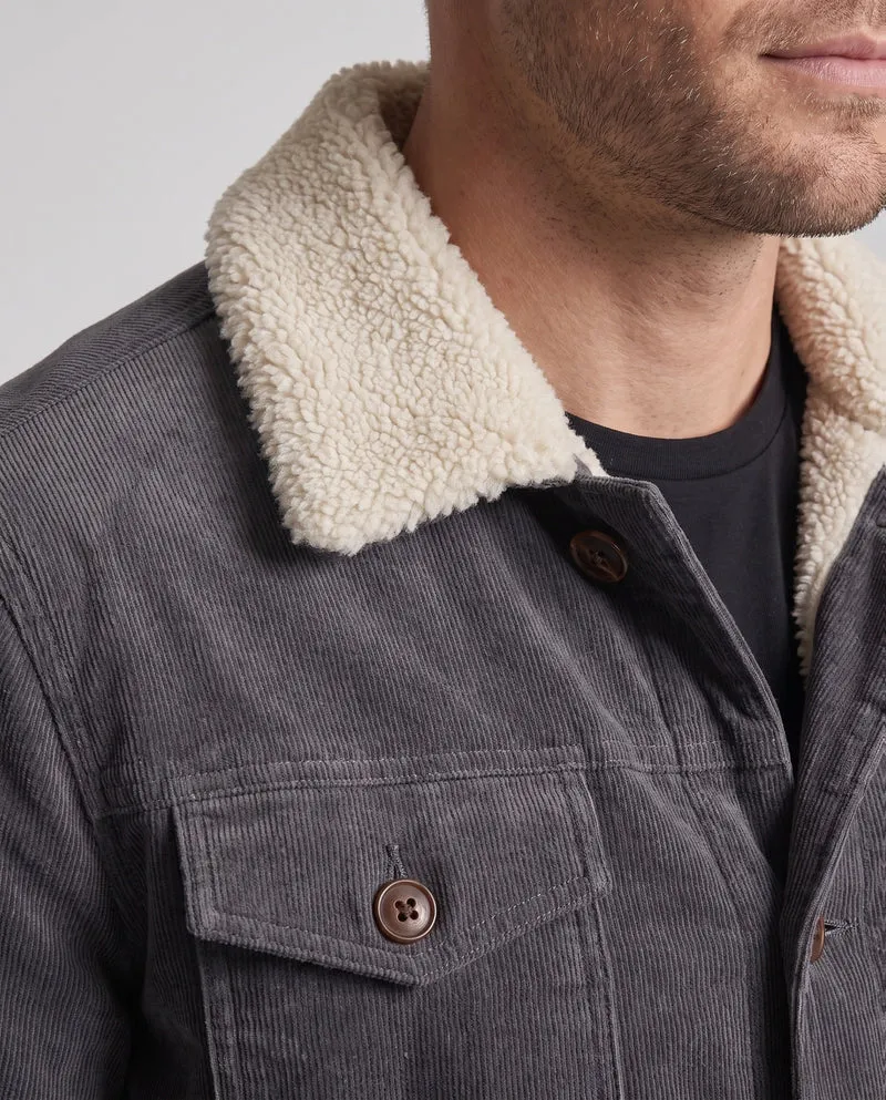 Herren Cordjacke im Trucker-Stil mit durchgehendem Sherpa-Futter und Teddy-Kragen Nord Taschen