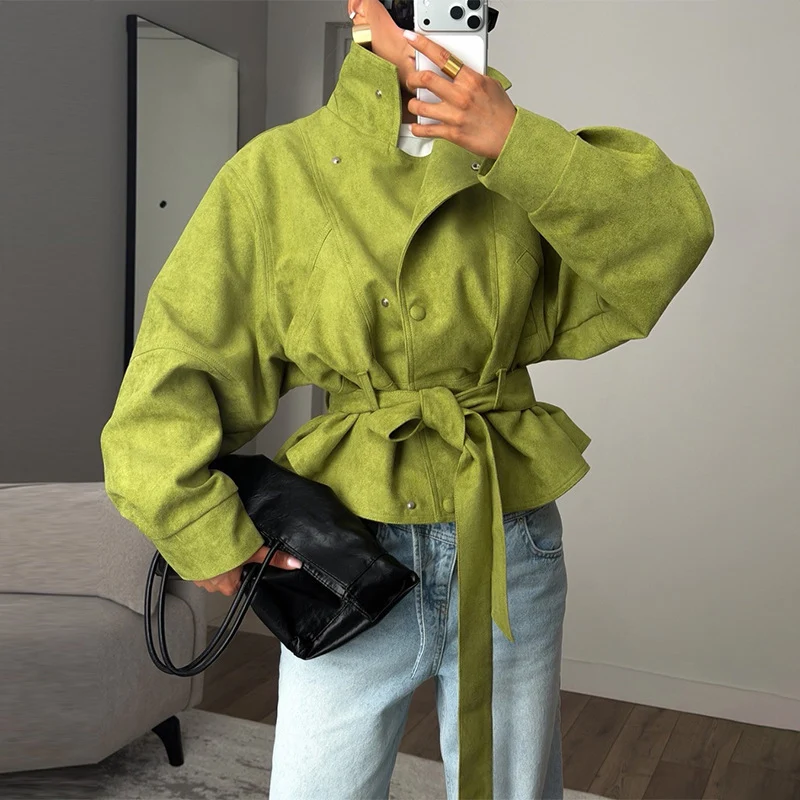 Damen Taillierte Kurzjacke in Velourslederoptik mit weitem Ärmel und Bindegürtel Nord Taschen