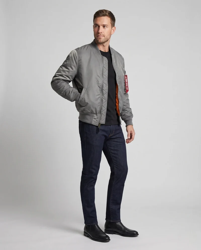 Herren-Bomberjacke im Fliegerstil mit kontrastierendem Innenfutter und Armeltasche Nord Taschen