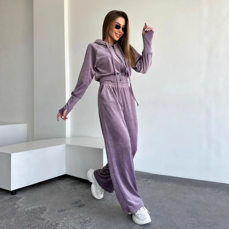Damen Velours-Lounge-Set mit Cropped Kapuzenjacke und High-Waist weitem Bein Nord Taschen