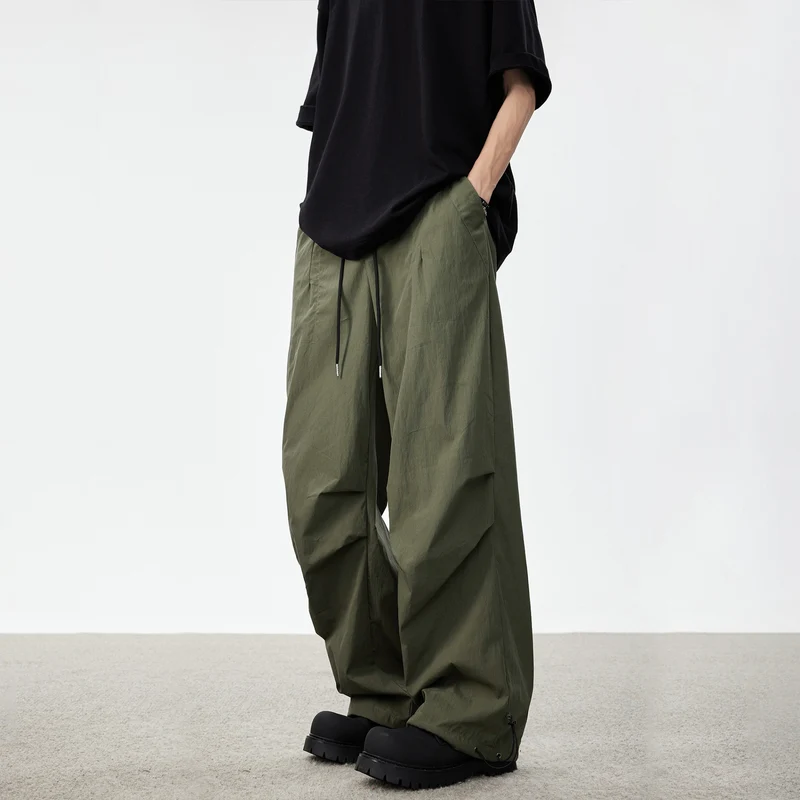 Herren Weite Utility-Cargohose mit Tunnelzugbund Knie‑Paneelen und verstellbarem Saum Nord Taschen