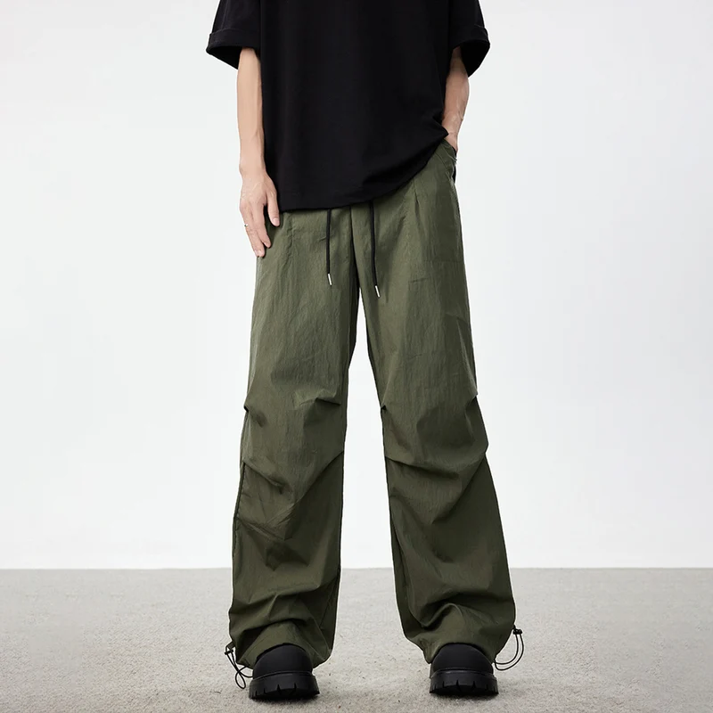 Herren Weite Utility-Cargohose mit Tunnelzugbund Knie‑Paneelen und verstellbarem Saum Nord Taschen