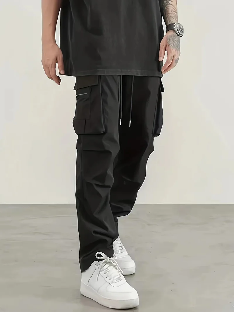 Herren Weite technische Cargohose mit großen Klapp- und Reißverschlusstaschen und Kordelzugbund Nord Taschen