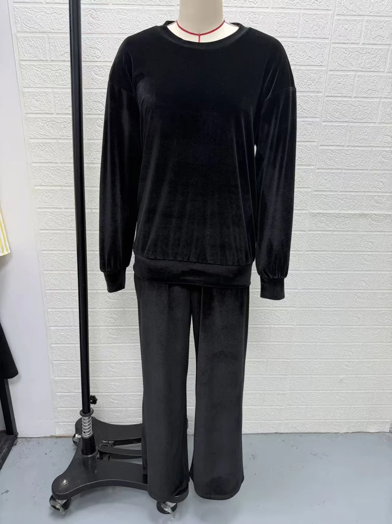 Damen Weiches Velours-Loungewear-Set mit weitem Bein und Rundhalsausschnitt Nord Taschen