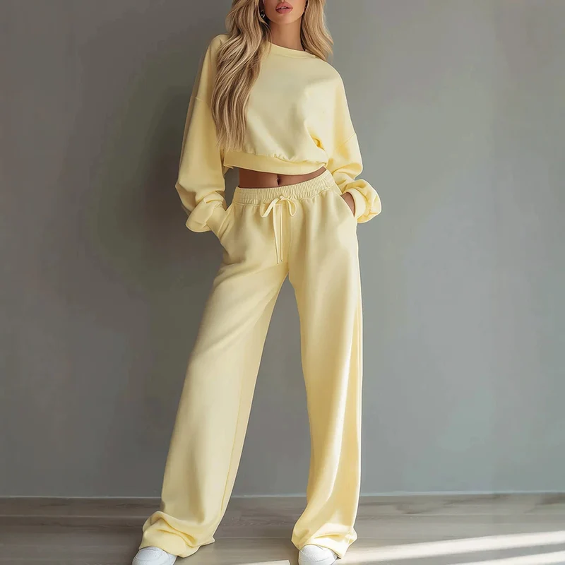 Damen Weiches Lounge-Set mit kurzem Sweatshirt und weiter Jogginghose Nord Taschen