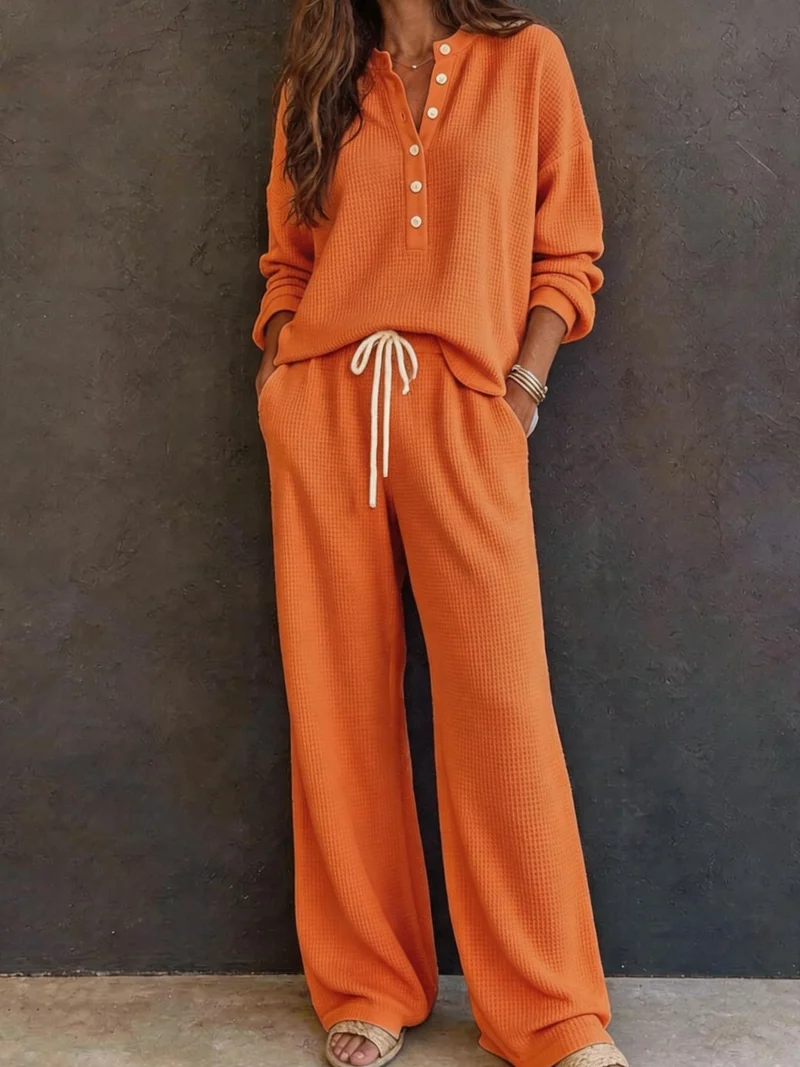 Damen Waffelstrick-Loungewear-Set mit Henley-Oberteil und weiter Kordelbundhose Nord Taschen