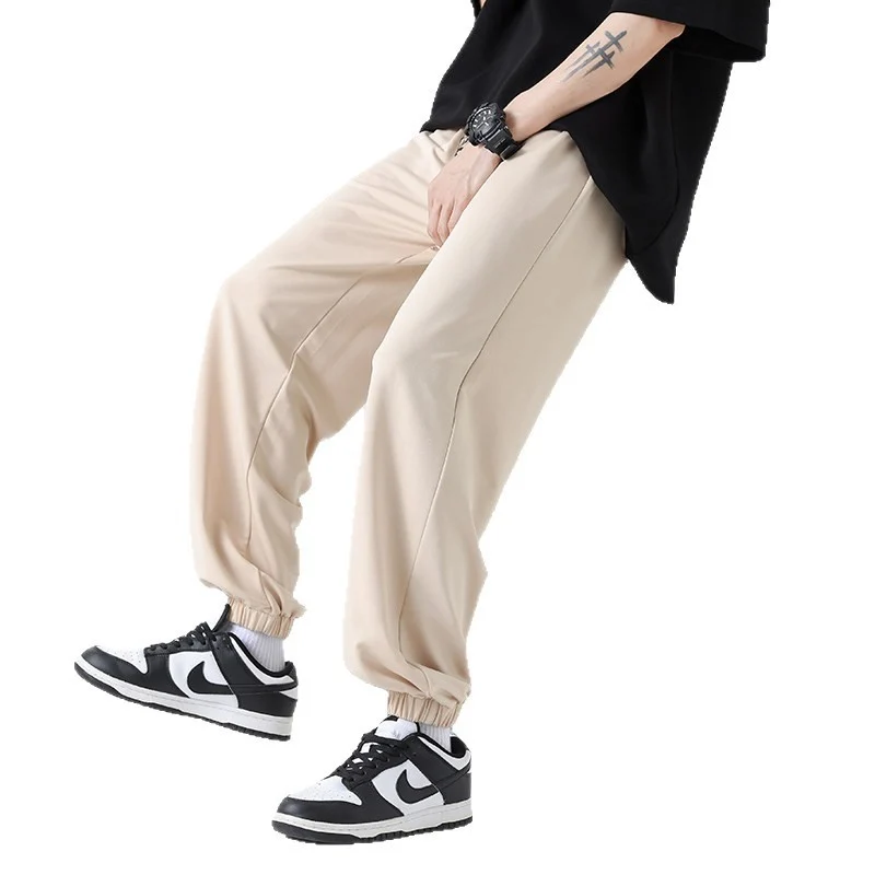 Herren Weite Jogginghose im weiten Schnitt mit verstellbarem Tunnelzug, elastischen Knöchel‑Bündchen und softem Griff Nord Taschen