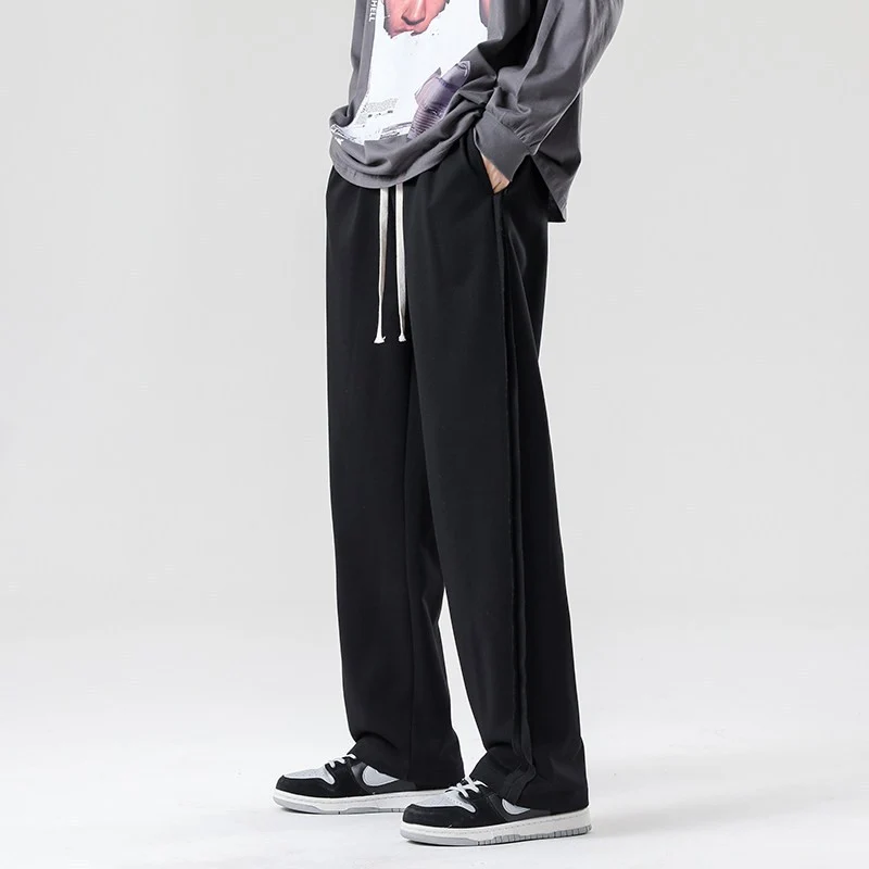 Herren weite Jogginghose im Oversize-Schnitt mit Seitenstreifen, Kordelzug & Fleecefutter Nord Taschen