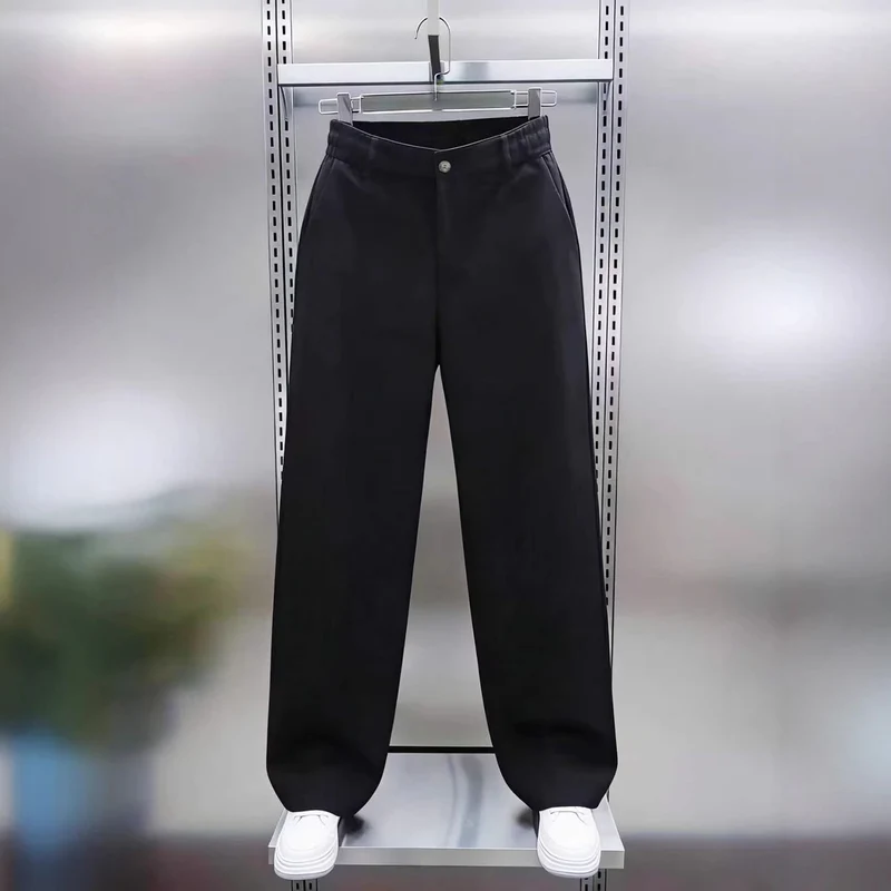 Herren weite Chinohose im Relaxed‑Fit mit elastischem Komfortbund und Seitentaschen Nord Taschen