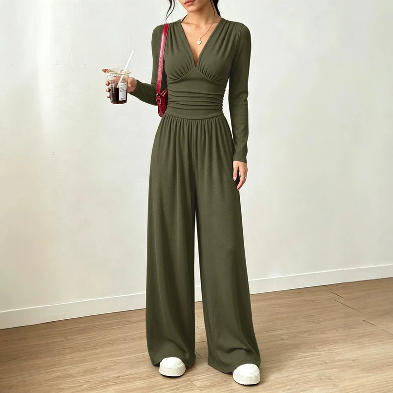 Damen Eleganter V‑Ausschnitt Jumpsuit mit tailliertem Wickelbund und weitem Hosenbein Nord Taschen