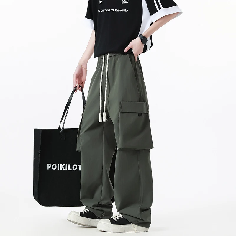 Herren Weite Cargo-Hose im Oversize-Schnitt mit übergroßen Klappentaschen und Kordelzugbund Nord Taschen