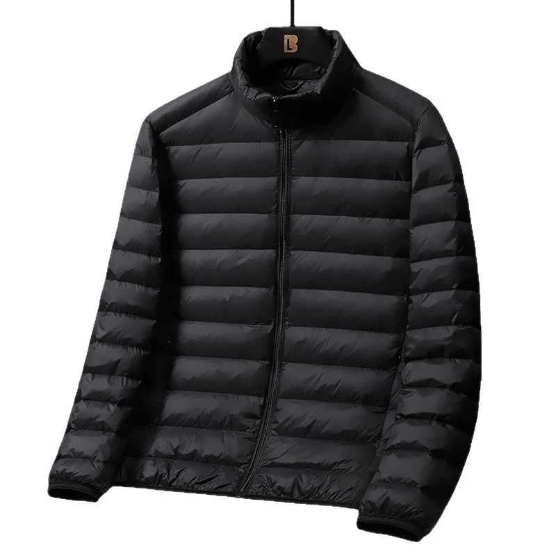 Herren Ultraleichte gesteppte Daunenimitat‑Steppjacke mit Stehkragen und Packfunktion Nord Taschen