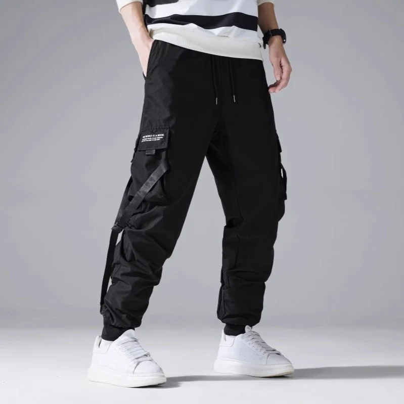 Herren Utility‑Cargohose im Joggerstil mit Multifunktions‑Taschen und Kordelbund Nord Taschen