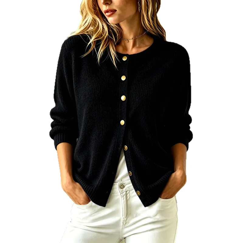 Damen Kuscheliger Strickcardigan mit Rundhalsausschnitt und goldenen Zierknöpfen Nord Taschen