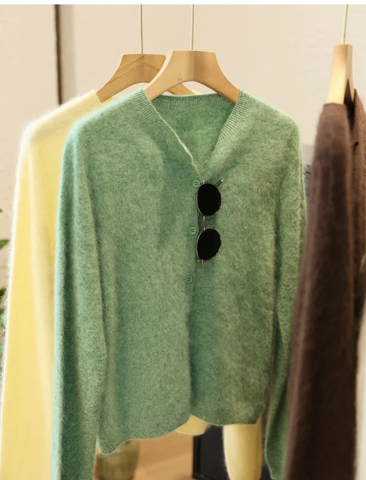 Damen Flauschiger Mohair-Optik Knopf-Cardigan mit Rundhalsausschnitt Nord Taschen