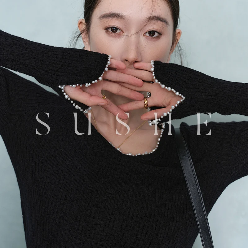 Damen Feinstrickpullover mit Perlenbesatz am V-Ausschnitt Nord Taschen