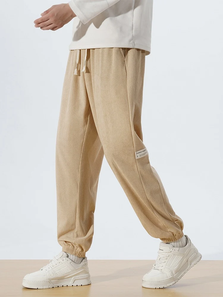 Herren Relaxed-Fit Cord-Jogginghose mit Tunnelzug, elastischen Knöchelbündchen & Cargo-Detail Nord Taschen