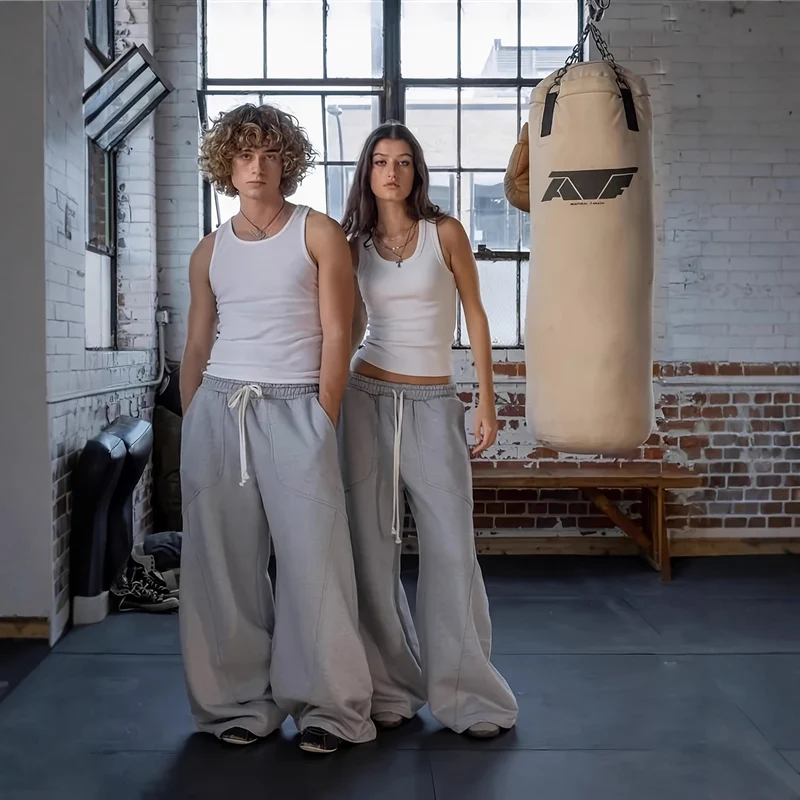 Damen Extraweite Lounge-Jogginghose mit hohem Bund, Kordelzug & geformten Kniepanelen Nord Taschen