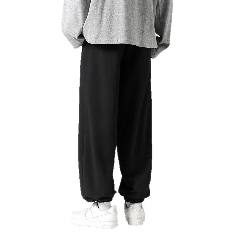 Herren Oversize-Jogginghose mit tiefer Leibhöhe, konischem Bein & extra langen Kordeln Nord Taschen