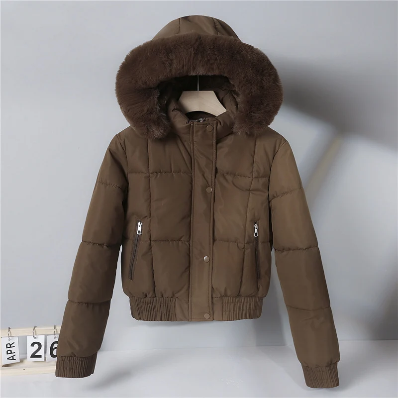 Damen nan wattierte Kurzjacke im Blousonstil mit Kapuze und kuscheligem Webpelzbesatz Nord Taschen