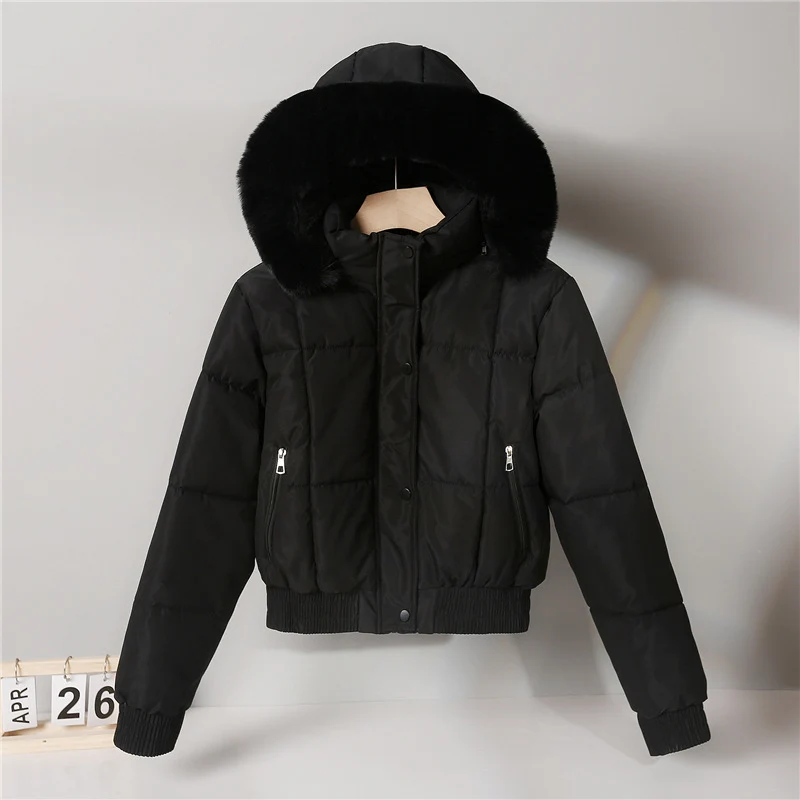 Damen nan wattierte Kurzjacke im Blousonstil mit Kapuze und kuscheligem Webpelzbesatz Nord Taschen