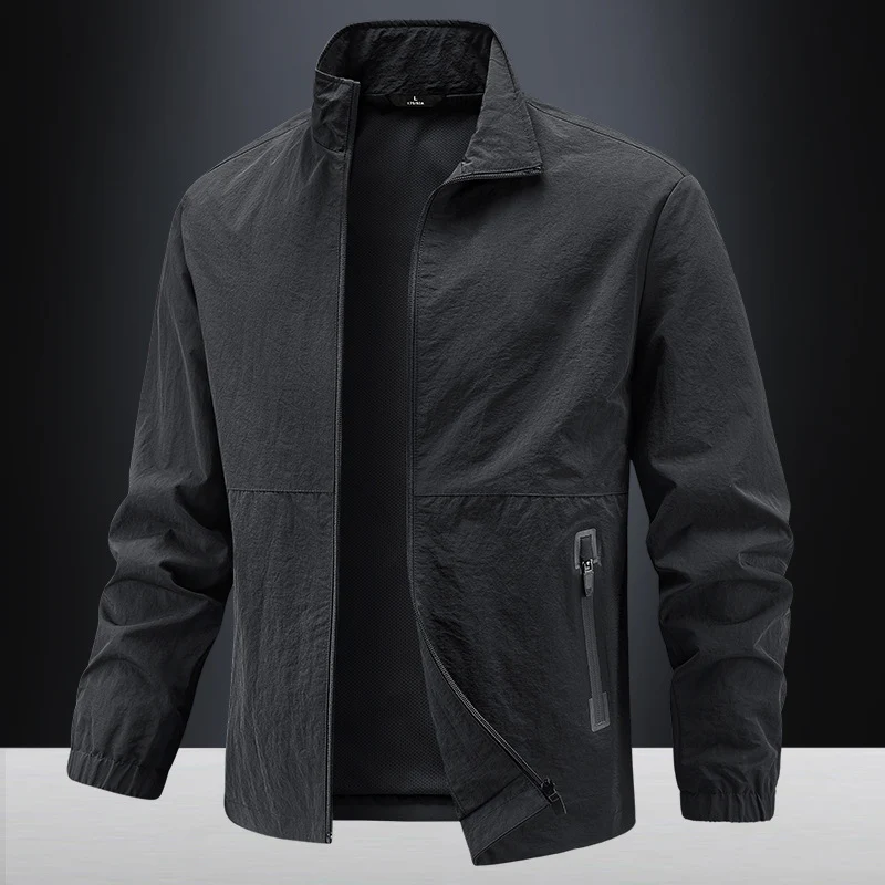 Herren Leichte technische Übergangsjacke mit Stehkragen atmungsaktivem Mesh-Futter und wasserabweisenden Reißverschlusstaschen Nord Taschen