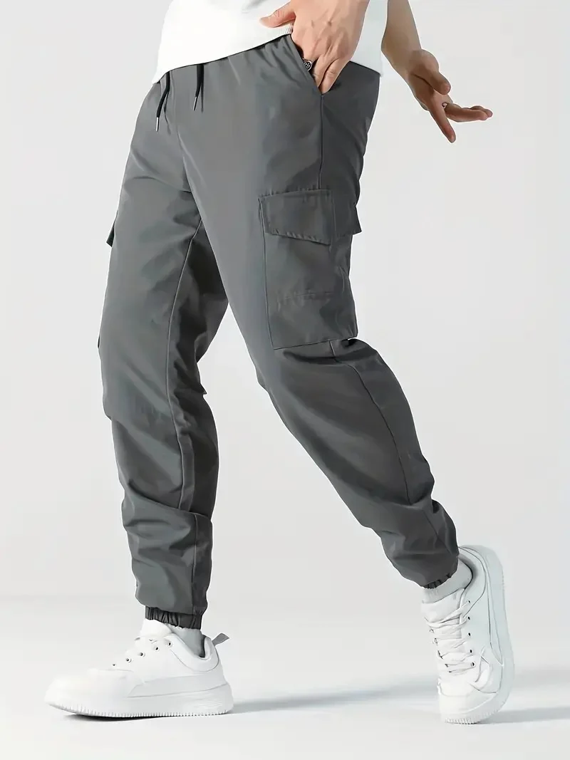 Herren Leichte Tech-Cargohose im Joggerstil mit Tunnelzug, elastischem Beinabschluss & Multifachtaschen Nord Taschen
