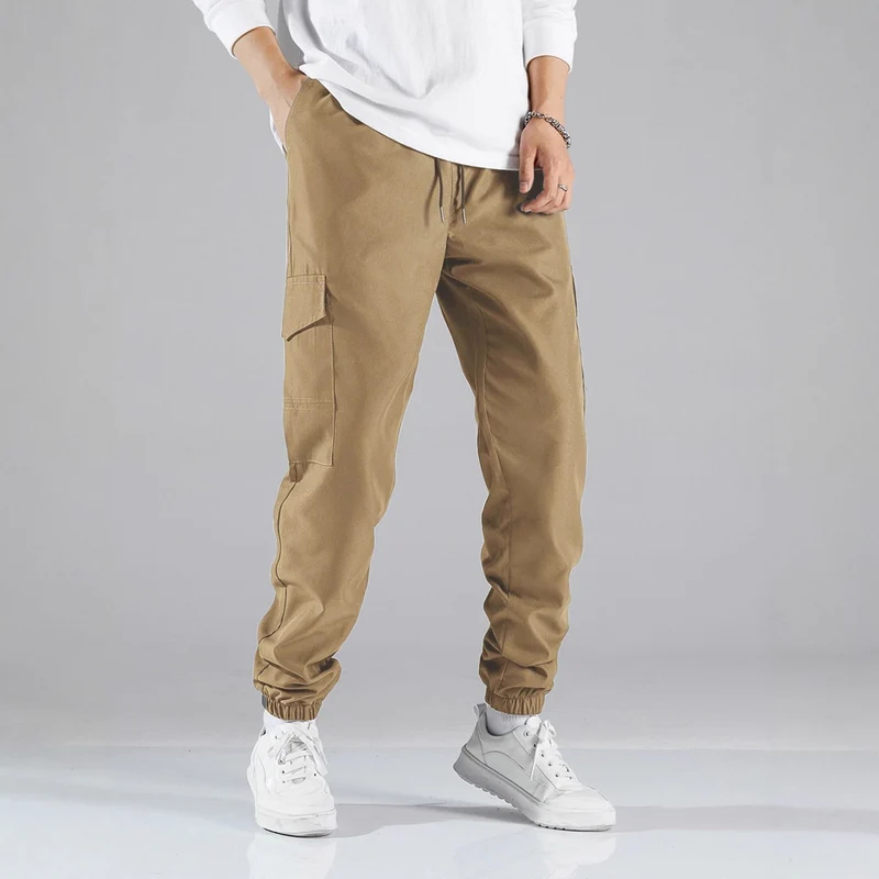 Herren Technische Cargo-Jogginghose im Utility‑Stil mit Klappentaschen & elastischen Knöchelbündchen Nord Taschen