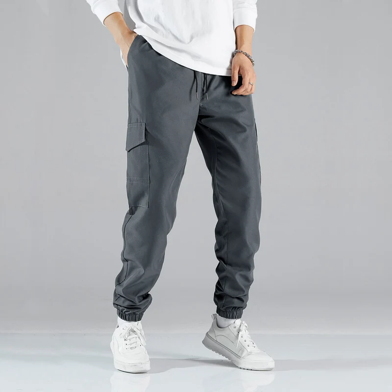Herren Technische Cargo-Jogginghose im Utility‑Stil mit Klappentaschen & elastischen Knöchelbündchen Nord Taschen